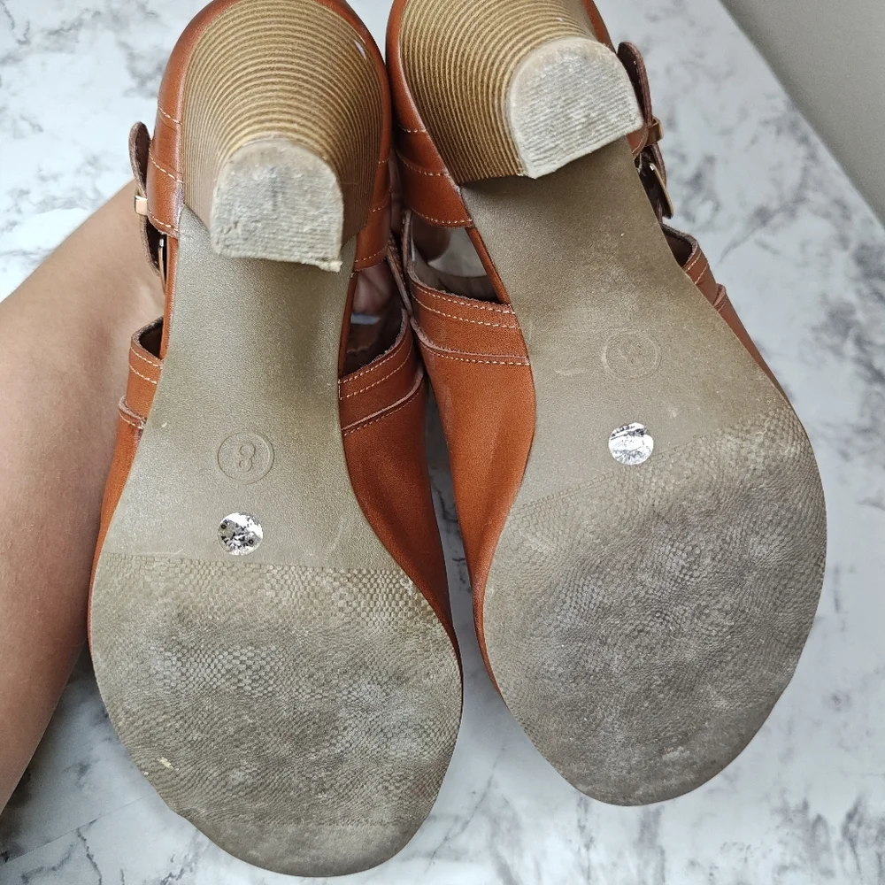 Liz Claiborne Cognac Booties
